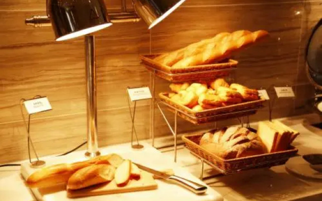 Kyriad Marvelous hotel