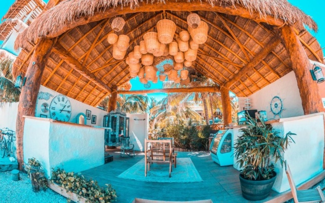 Ensueño Holbox and Beach Club