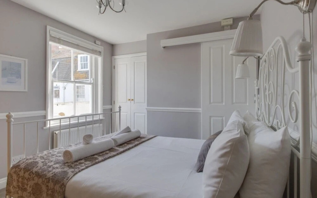 Harbourside Cottage