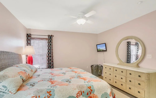Beachside Condo in Tampa Bay by RedAwning