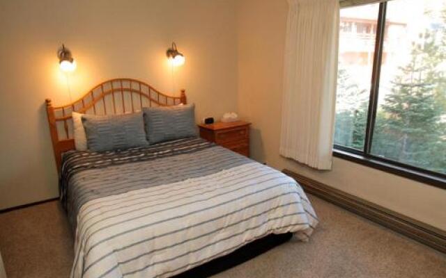 Discovery 4 #160, Loft