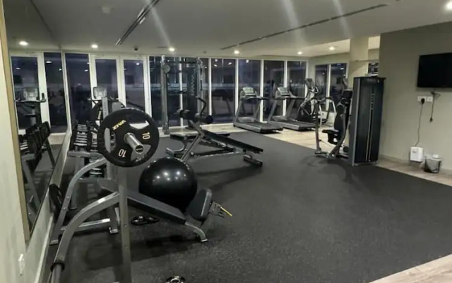 1BR Near metro.Canal  View. Mer. 1709