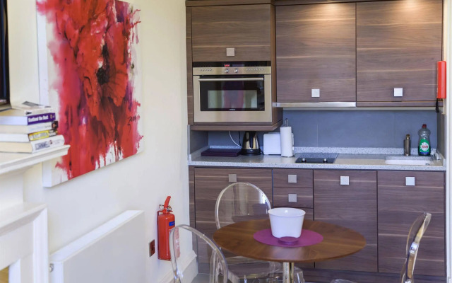 Clarendon Luxury Apartments
