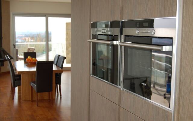 Modern Villa in Caldas da Rainha by the Sea