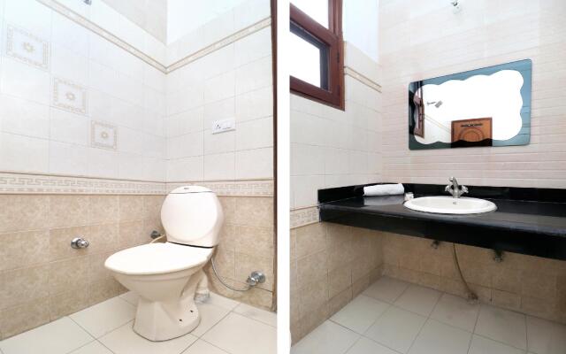 OYO 22774 Kumar Hotel