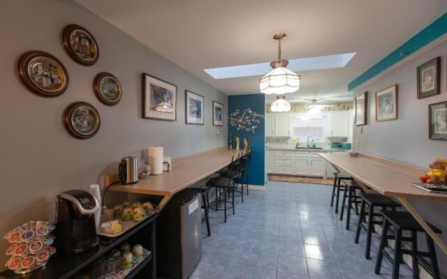 Prince Street Suites