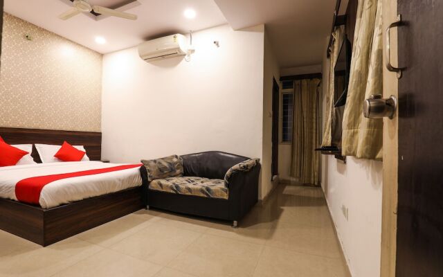 Hotel Deccan Lodging and Boarding by OYO Rooms