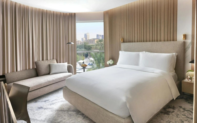 The Ritz-Carlton, Bahrain