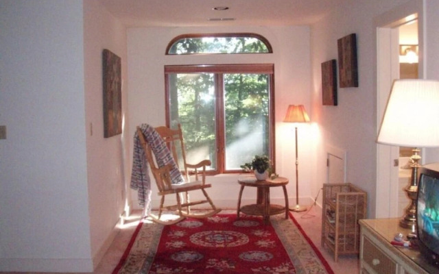 Book Spring Summer Luxury House at Wintergreen