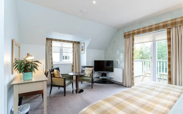 Sandown House