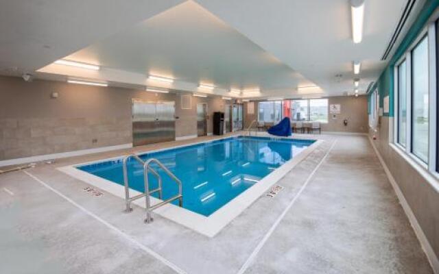 avid hotel Cedar Rapids South - Arpt Area by IHG