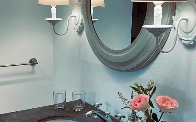 Casa Pasch - Boutique Bed and Breakfast in Cumpadials