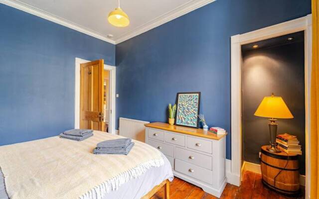 City Centre - 1 Bed - Sleeps 2 - Pet Friendly