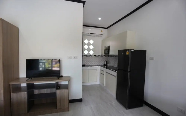 MB House Resort