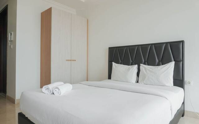 Minimalist And Strategic Studio Room At Menteng Park Apartment