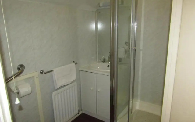 Hunters Lodge Hotel