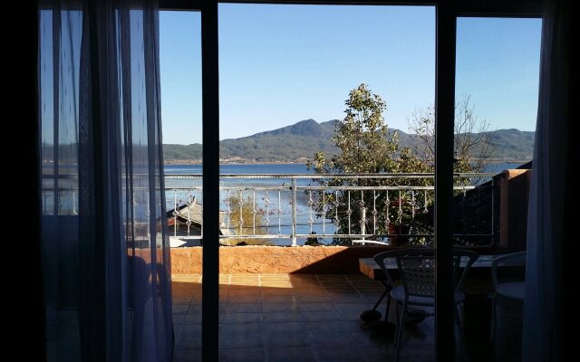 Lijiang Escape Inn