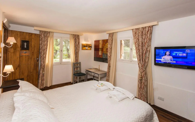 Summit Posada Boutique