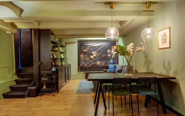 Zen Apartment