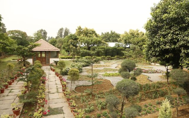 Botanix Resort