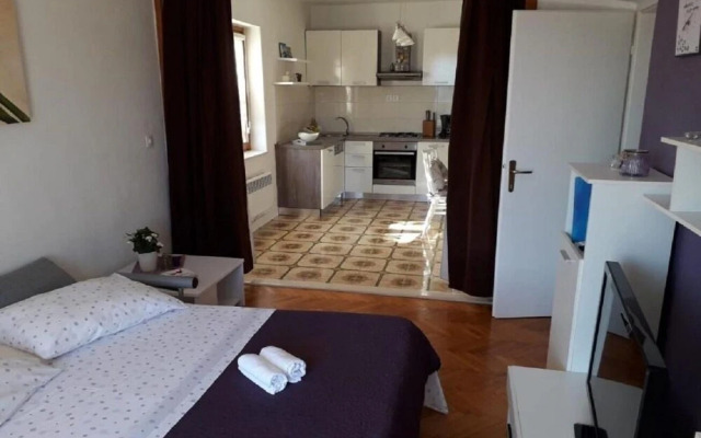 Dioniza - 150 m From Beach - A1