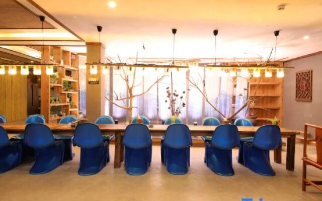 Zizai Shanju Yeshe Chain Inn