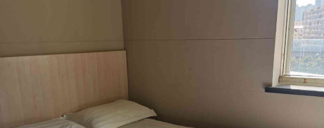 Zhida Express Hotel