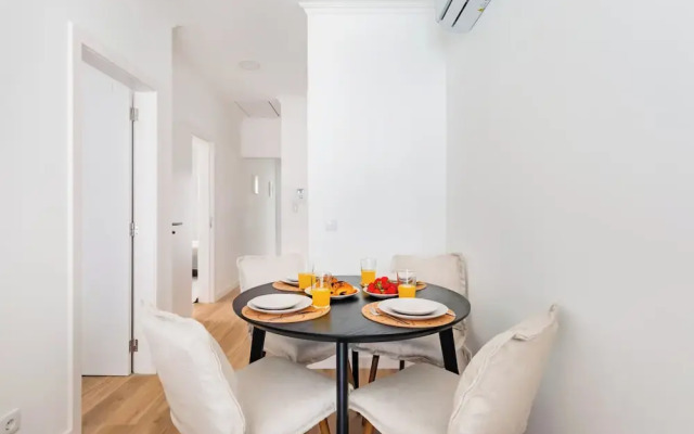 Seaside Modern Flat II at Cascais