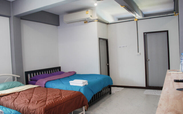 Sea Sun House At Cha Am