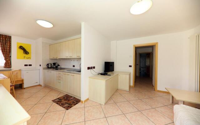 Aisciuda - 022113-At-052570-605 Aisciuda