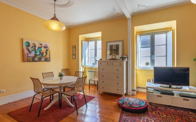Quiet Apartment in Bairro Alto