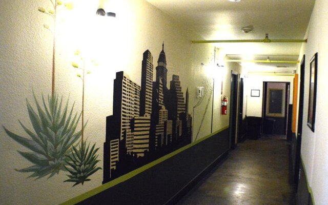 Firehouse Hostel & Lounge