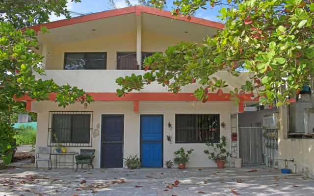 Caribe Suites