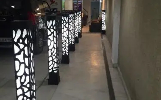 Hotel Tridev Manali