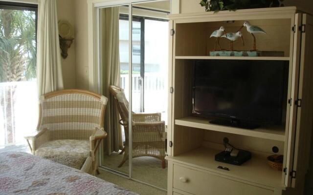 Seaside Beach & Racquet Club 2203