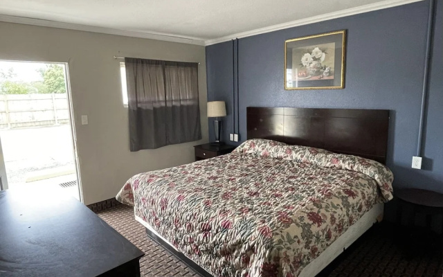 Economy Inn