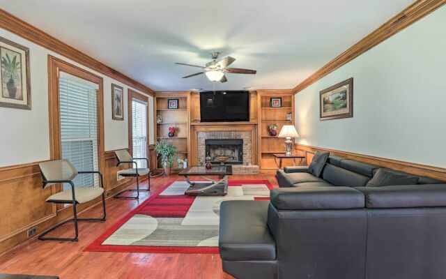 Pet-friendly House w/ Deck in Lawrenceville