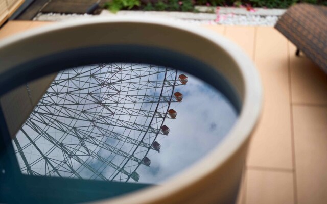 KONJAKUSO Osaka Tempozan "IKESU" Projection Mapping SPA "TAKADORO" Wheel View