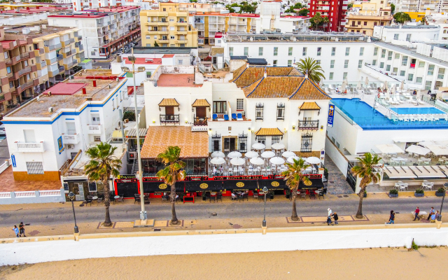 Hotel Playa De Regla
