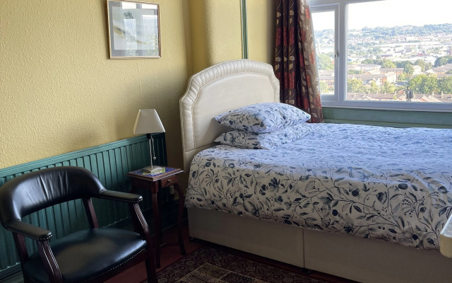 Chimneys Guest House