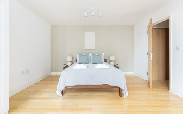 Spacious 2 Bed Apartment in Dalston