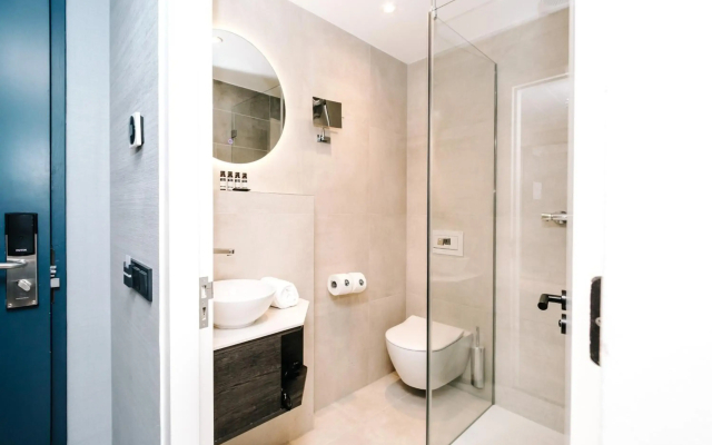 Amsterdam Beach Hotel