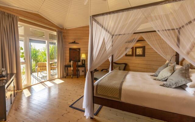Komandoo Maldives Island Resort