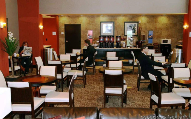 Hampton Inn and Suites Roseville