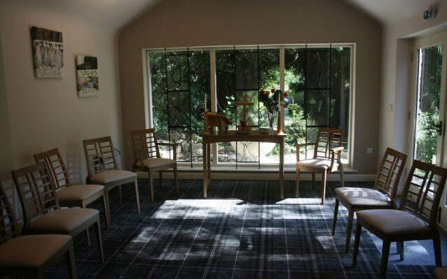 High Dalby House & Cottages