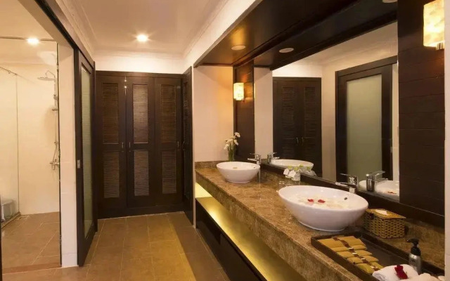 Hon Tam Resort Bungalow