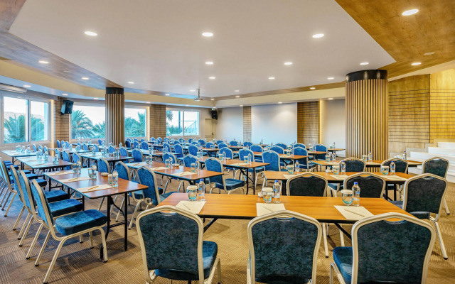 Design Plus Seya Beach Hotel