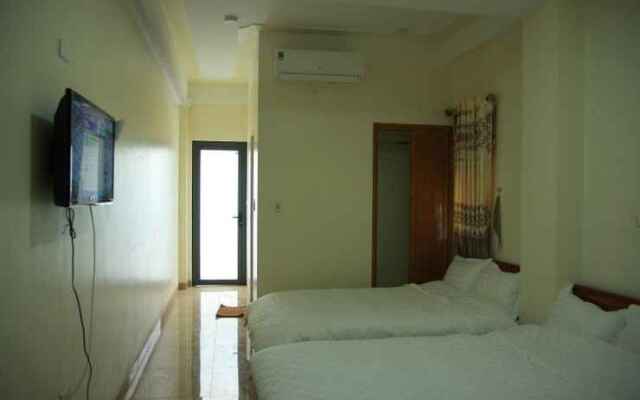 Phu Minh Hotel - Hostel