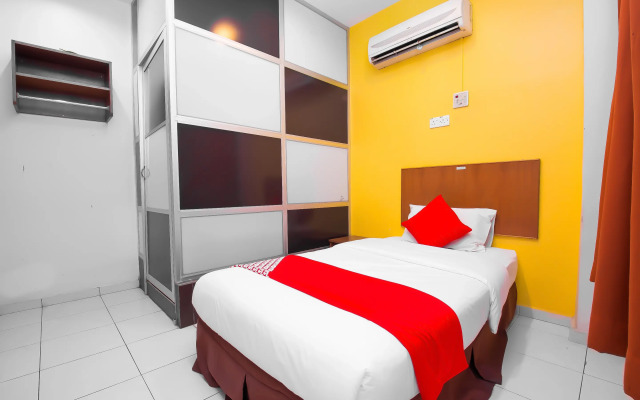 OYO 582 Hotel Walk Inn