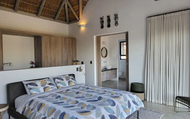 Holiday Home in Hoedspruit With Private Pool